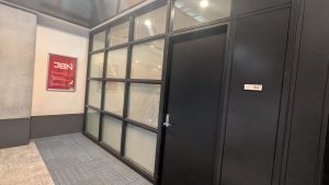 TBSキャスター調光